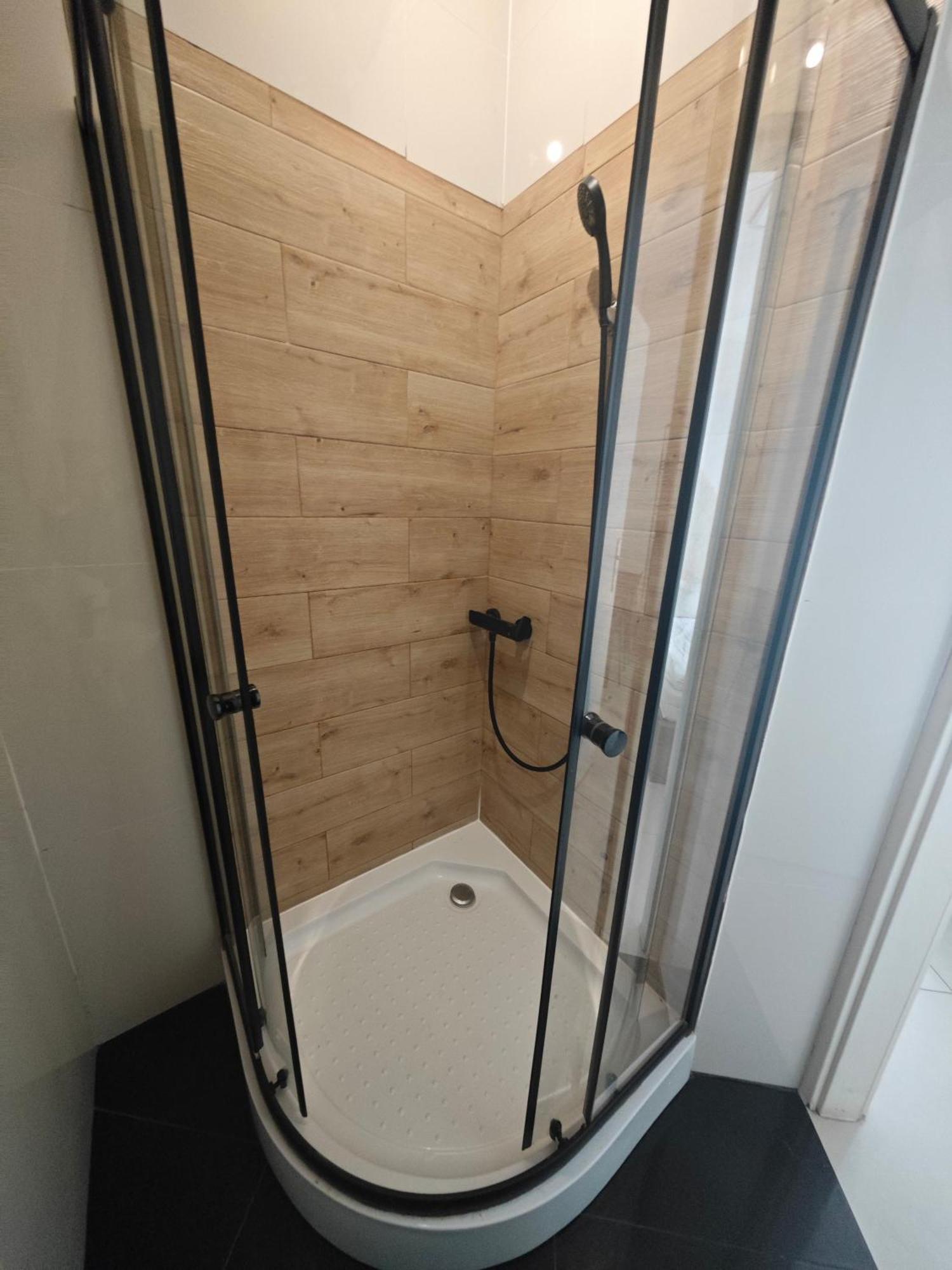 Apartamenty Wilcza - City Center ワルシャワ 部屋 写真