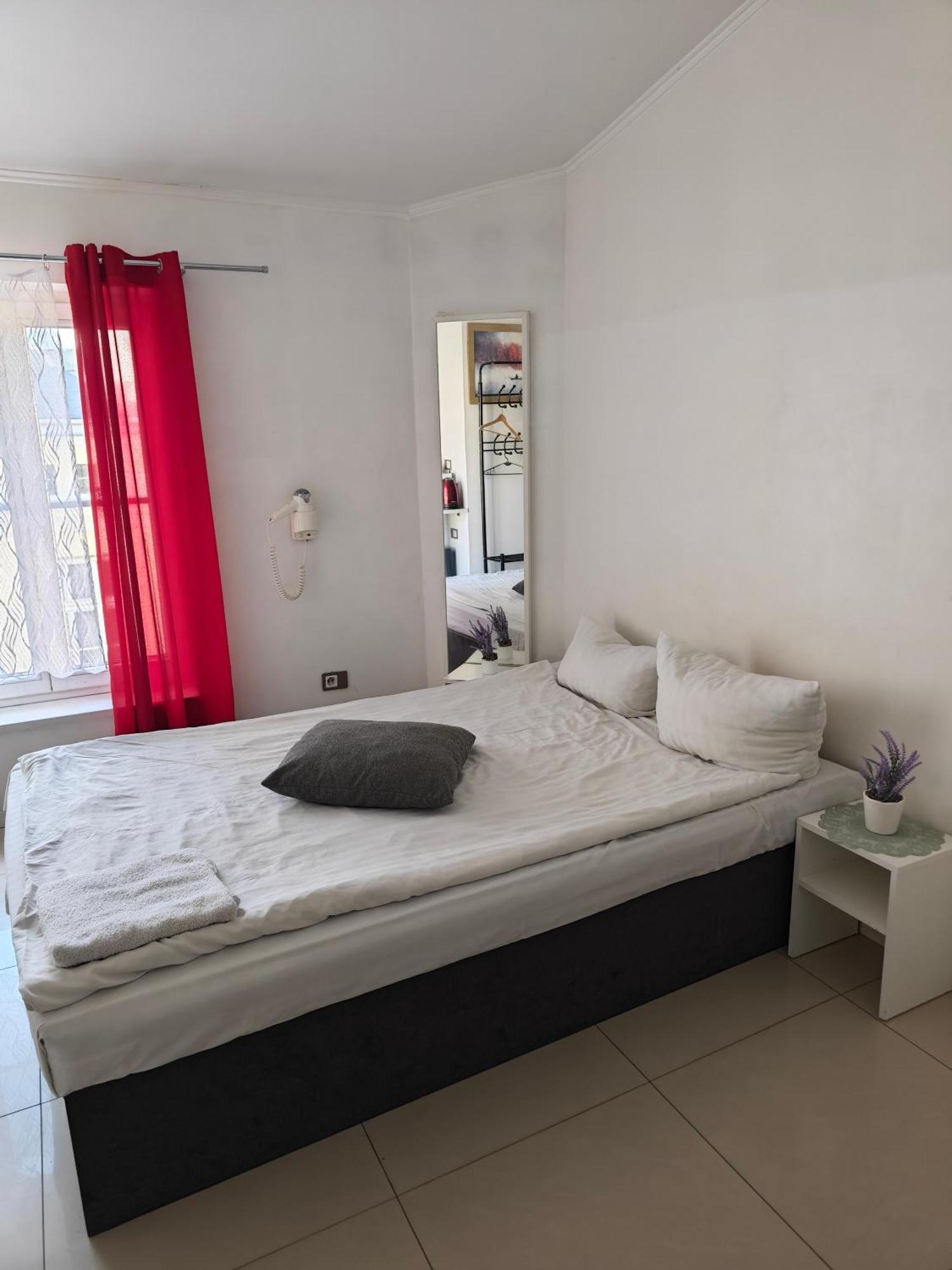 Apartamenty Wilcza - City Center ワルシャワ 部屋 写真