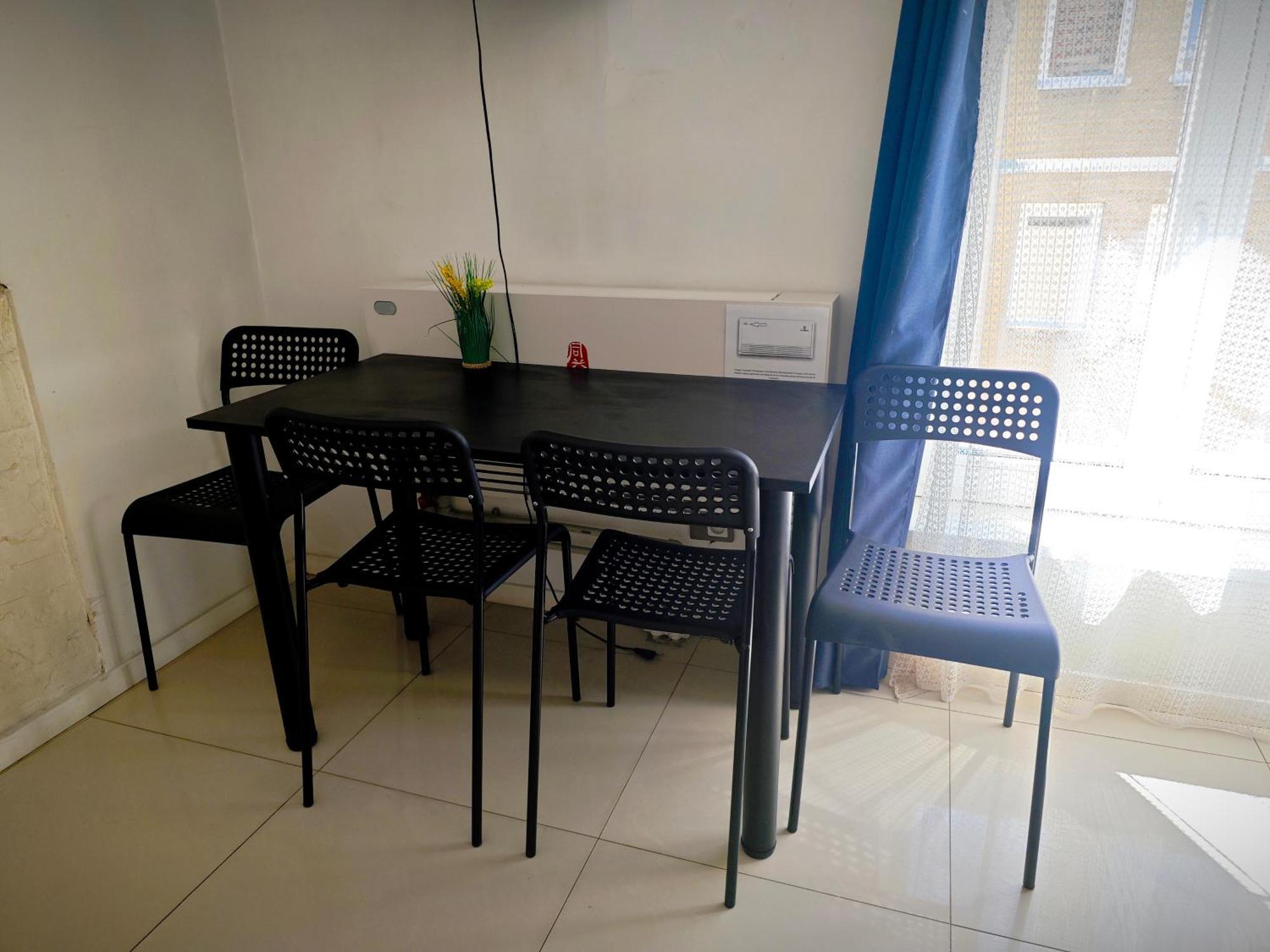 Apartamenty Wilcza - City Center ワルシャワ 部屋 写真
