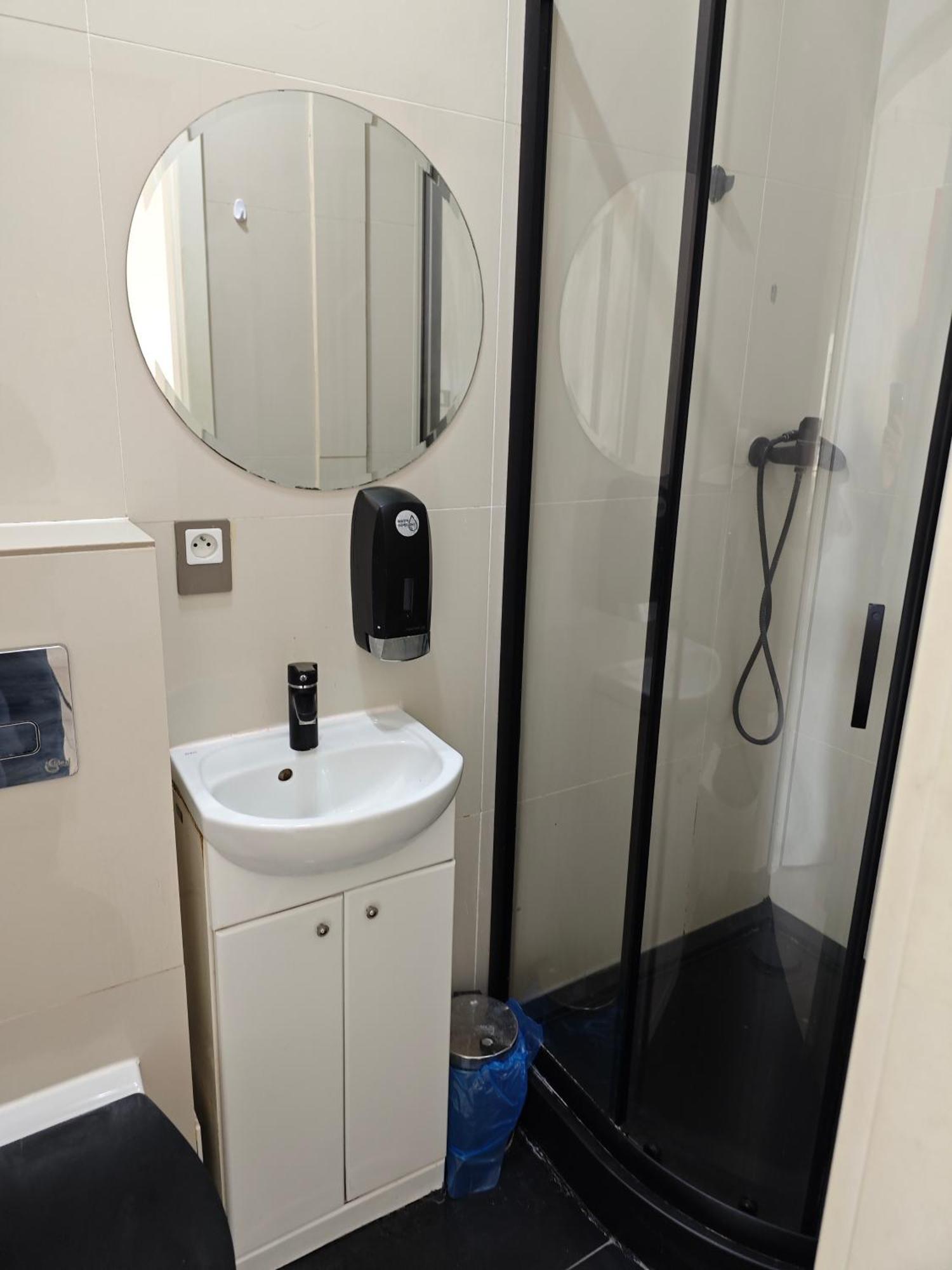 Apartamenty Wilcza - City Center ワルシャワ 部屋 写真