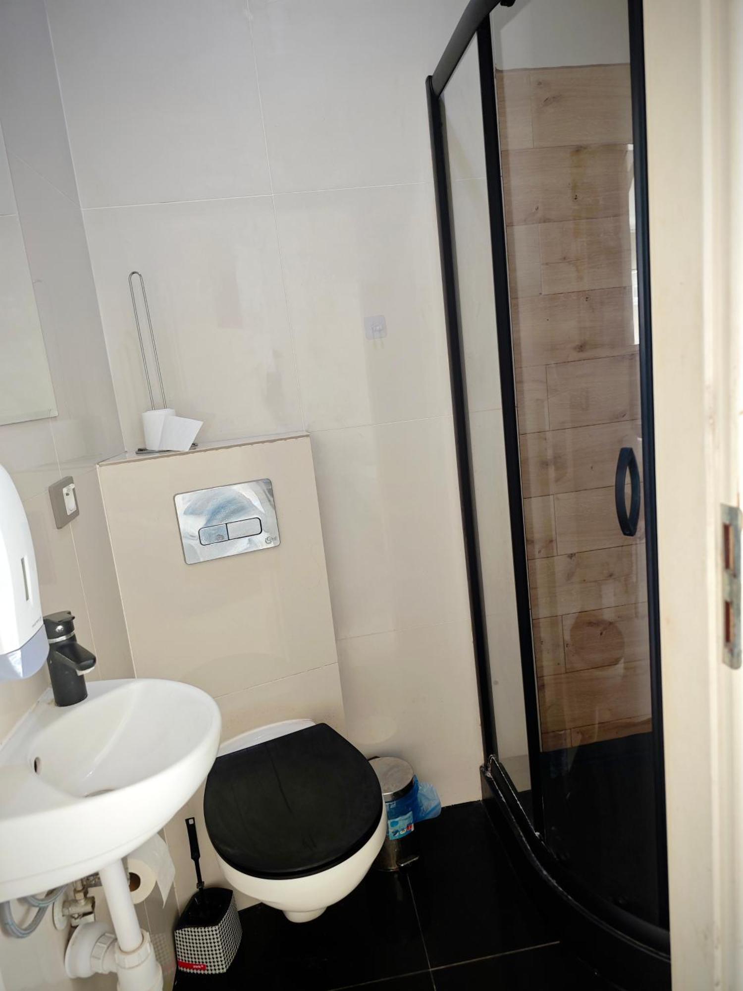 Apartamenty Wilcza - City Center ワルシャワ 部屋 写真